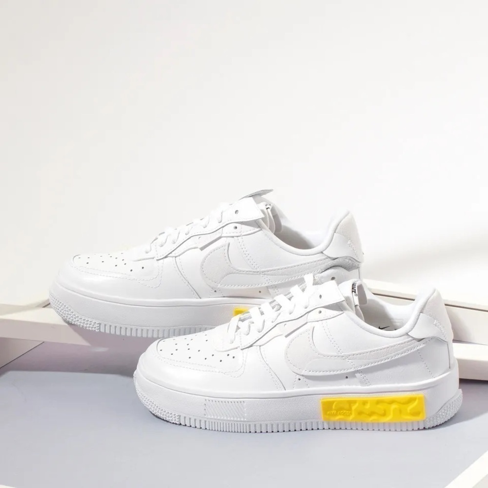 Size 9 - Nike Womens Air Force Fontanka White Opti Yellow DA7024 101